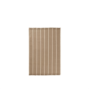 Ferm Living Calm Kelim Gulvtæppe 140x200 Dark Sand/Off-White