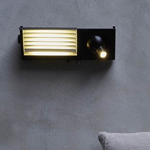 Biny Bedside lampe - Sjov og anderledes lampe!