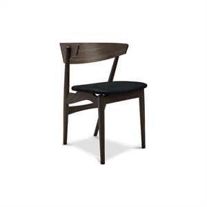 Sibast Furniture No 7 Spisebordsstol Mørkolieret Egetræ og Sort Læder